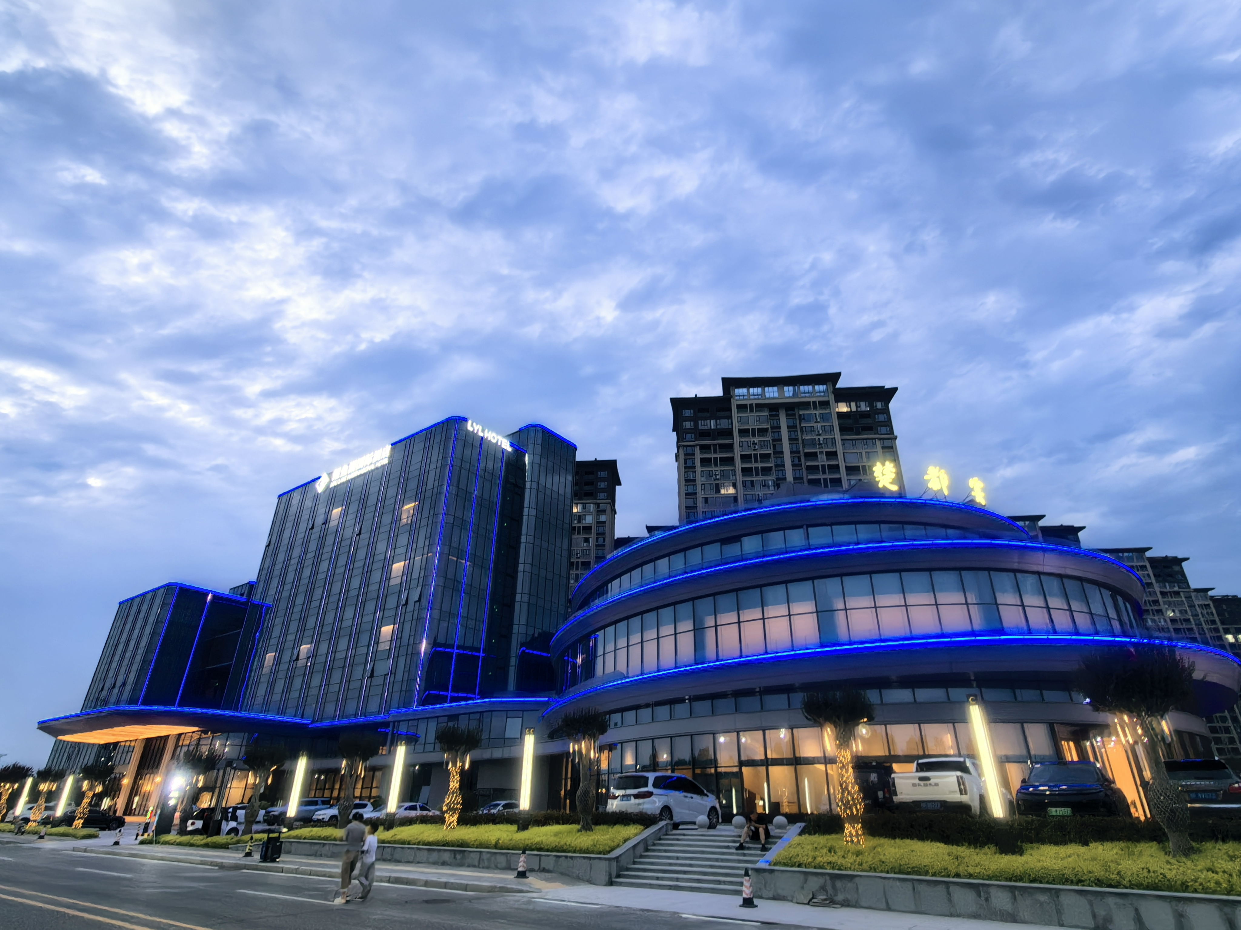 989ebc3f3de4ec4d5e99f7699cb66f8.jpg 989ebc3f3de4ec4d5e99f7699cb66f8.jpg